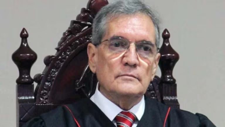Detienen a expresidente del poder judicial en Tabasco; Jorge Priego Solís