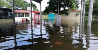 Más de 80 escuelas de Tabasco resultaron afectadas por las lluvias