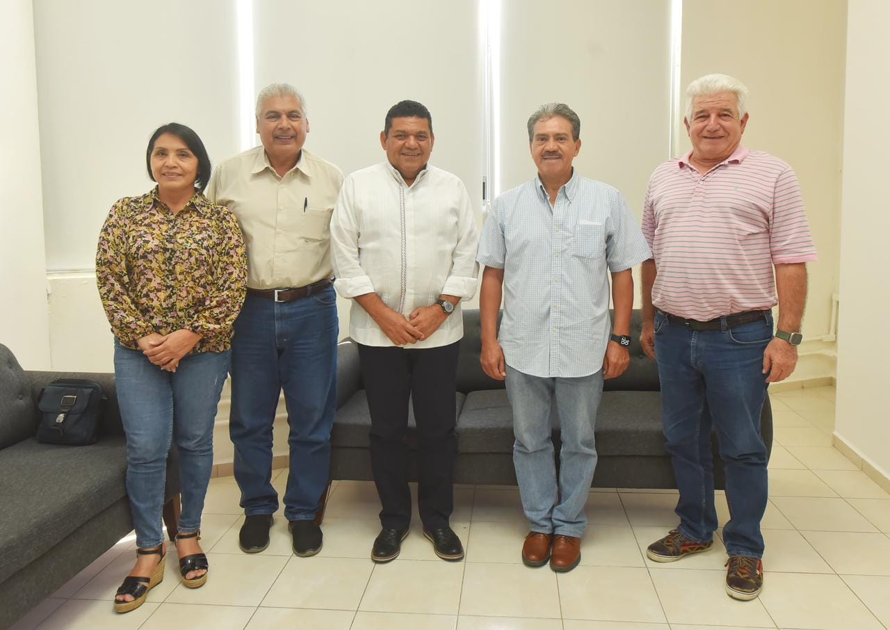 Javier May anunció a Evaristo Hernández como enlace con las organizaciones