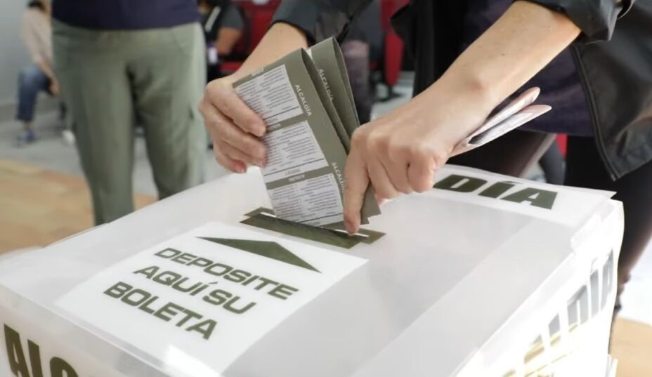 Exgobernadores de Tabasco buscarían un cargo en las próximas elecciones