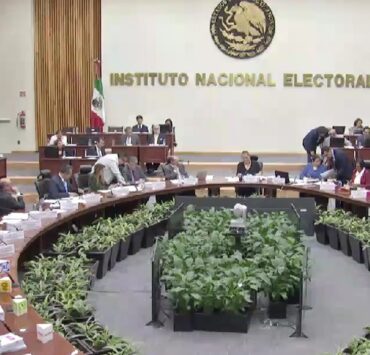 INE sancionó a 19 precandidatos tabasqueños por omitir gastos de precampaña