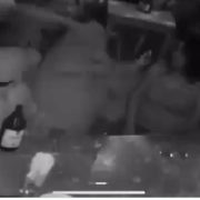 Sujeto intentó ‘degollar’ a su compañero en un bar de Villahermosa