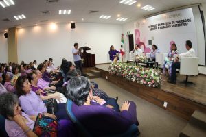 En el conversatorio participaron también la presidente de la primera sala civil, Martha Patricia Cruz Olán; la jueza cuarta familiar, Lorena Denis Trinidad; el juez tercero civil de Comalcalco, Francisco Javier Rodríguez Cortés, y el titular de la Sala Unitaria Especializada en Justicia para Adolescentes y Oralidad para Adultos, Samuel Ramos Torres.