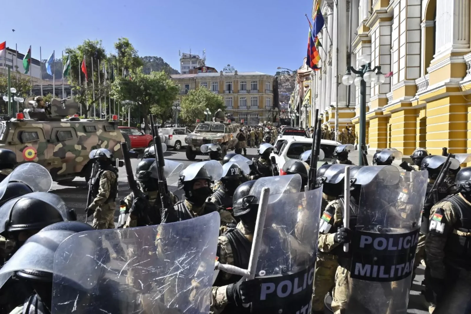 La crisis política y social en Bolivia se incrementa, y el día de hoy hubo un golpe de Estado, contra el gobierno actual, y estas son las razones.