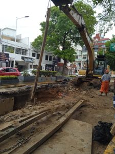  Los trabajos avanzan aceleradamente y esto permitirá menor conflicto vehicular en esta zona de la colonia Municipal.