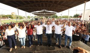 El Gobernador electo de Tabasco, Javier May, aseguró que durante el nuevo gobierno habrá dos secretarías menos, con el fin de liberar recursos. 