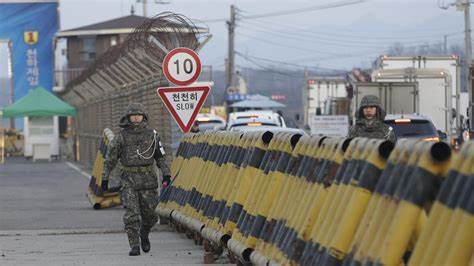 Corea del Norte atraviesa la frontera