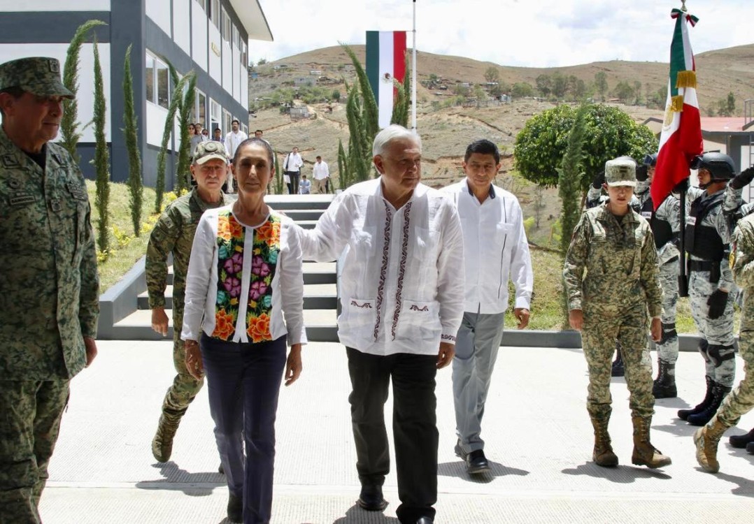 López Obrador y Claudia Sheinbaum Respaldan Reforma para Fortalecer la Guardia Nacional