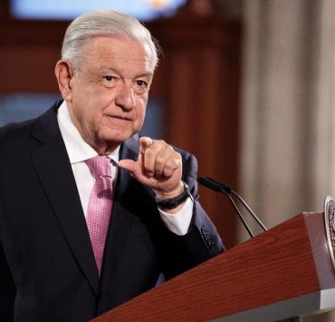 AMLO Exige Transparencia sobre Pensiones de Altos Funcionarios