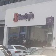 Asaltan a cuentahabiente afuera de un banco en Villahermosa; le roban 500 mil pesos