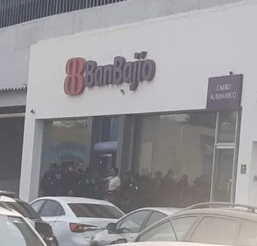 Asaltan a cuentahabiente afuera de un banco en Villahermosa; le roban 500 mil pesos