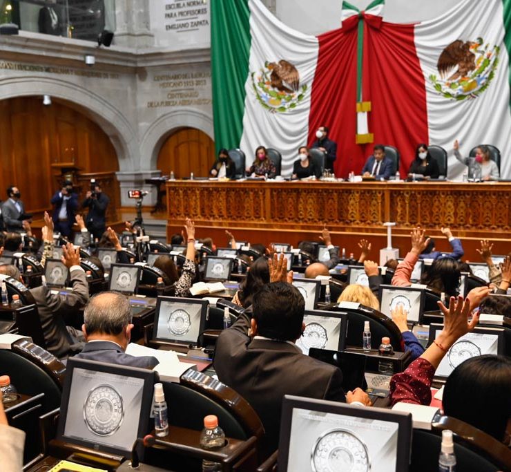 37% de los Legisladores del Estado de México Carecen de Cédula Profesional