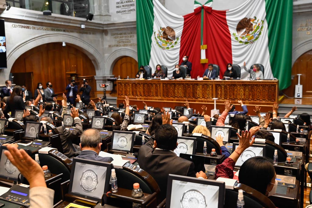 37% de los Legisladores del Estado de México Carecen de Cédula Profesional