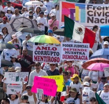 AMLO Responde a Protestas del Poder Judicial y Defiende Reforma