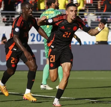 Colombia empató ante Brasil, y se pone como líder del grupo D y enfrentará a Panamá, y la verdeamarela, queda en segundo lugar y enfrentará a Uruguay, en los cuartos de final de la Copa América.