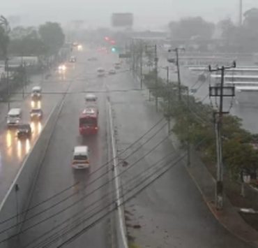 Prevén tres días de lluvias en Tabasco por bandas nubosas de Beryl