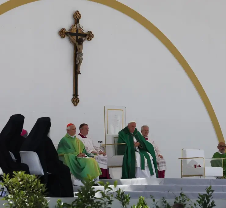 El Papa Francisco critica la indiferencia ante las injusticias en Trieste