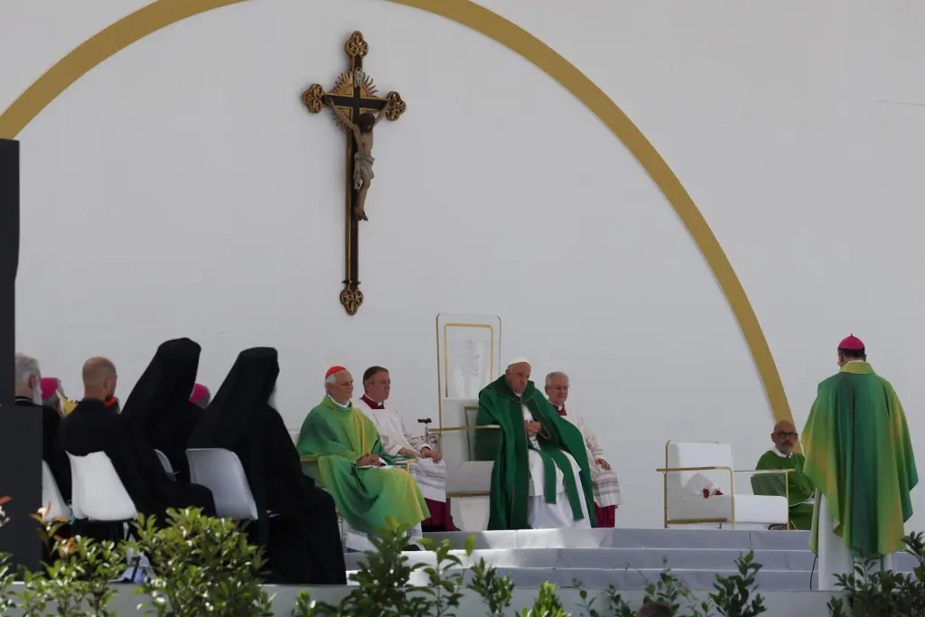 El Papa Francisco critica la indiferencia ante las injusticias en Trieste