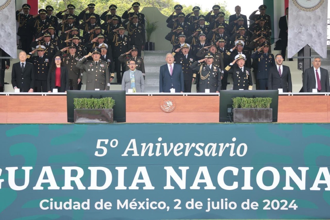 AMLO Celebra Quinto Aniversario de la Guardia Nacional con Enfoque en Seguridad y Formación