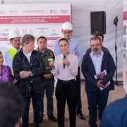 Sheinbaum y AMLO supervisan trolebús