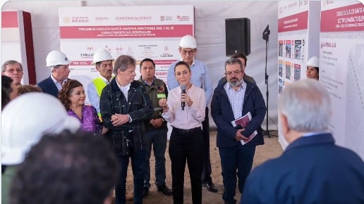 Sheinbaum y AMLO supervisan trolebús