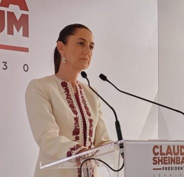 Claudia Sheinbaum y AMLO Supervisan Obras y Anuncian Nuevas Giras