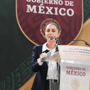 Sheinbaum Resalta Relación de Igualdad con EE.UU. y Defensa de Migrantes Mexicanos