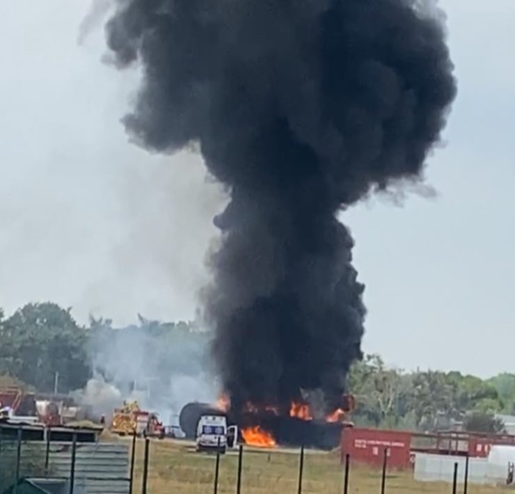 Incendio en una empresa en la ranchería Plátano y Cacao dejó dos heridos