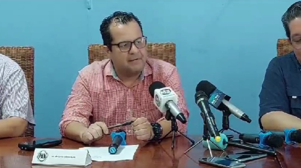 Militantes panistas exigen renovación de dirigencia del partido en Tabasco