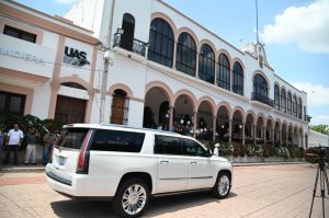 El día de hoy, le dieron el último adiós a Hector Melesio Cuen Ojeda, quien fungía como rector de la Universidad Autónoma de Sinaloa. 