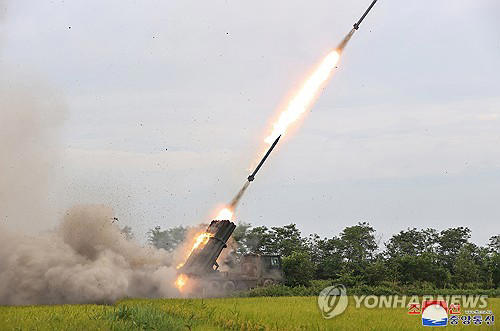 Corea del Norte prueba un lanzacohetes