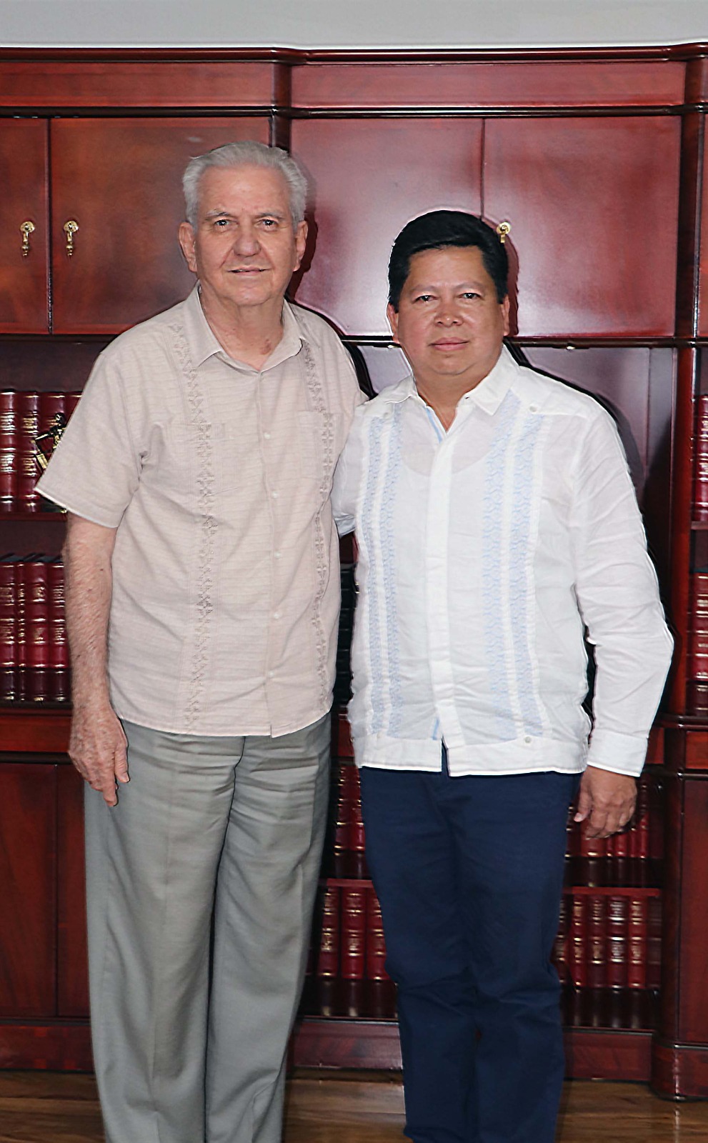 El presidente del TSJ, Enrique Priego Oropeza y el magistrado Francisco Javier Rodríguez Cortés.