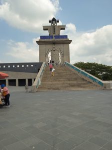 Esta parte de Plaza de Armas se conecta con este puente con la colonia Las Gaviotas, teniendo de esta forma, una adecuada comunicación con las dos partes de esta capital.