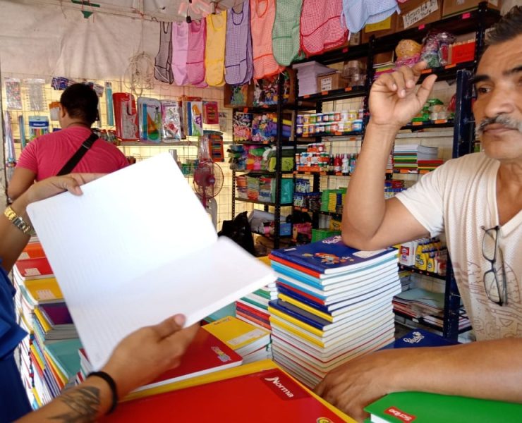 Cumple 25 años el tianguis de Regreso a Clases