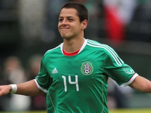 Javier Hernández desea asistir a su cuarta Copa del Mundo, la cual sería la última que llegue a diputar.  