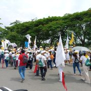 Miles de jóvenes realizan peregrinación por la paz en Tabasco