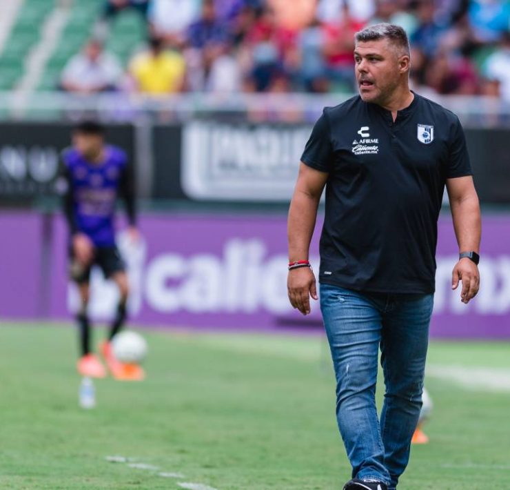 El día de hoy, regresa el fútbol mexicano, tras el parón por Leagues Cup, y se jugarán tres partidos y esta es la hora y canales.