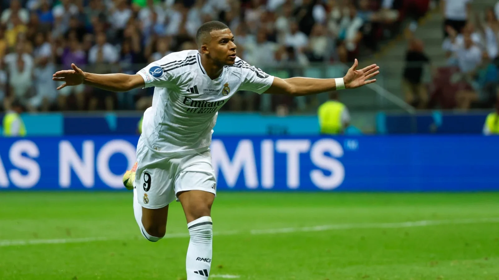 El día de hoy comenzó una nueva historia en el Real Madrid, ya que Mbappé tuvo su primera titularidad y anotó su primer gol como merengue.