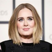 Adele ya se comprometió