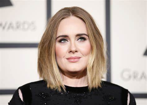 Adele ya se comprometió