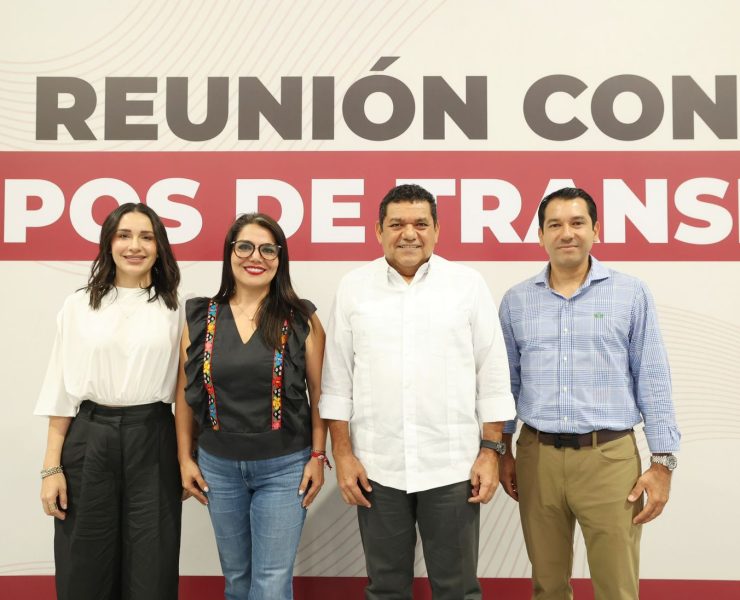 Talina Ferrer Cadenas, subsecretaria de Desarrollo Económico; Miguel Armando Vélez Mier y Concha, subsecretario de Turismo.