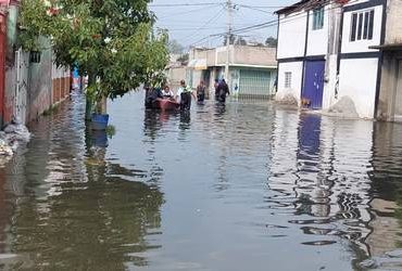 Tres semanas de inundaciones con aguas fecales ponen en riesgo la salud pública