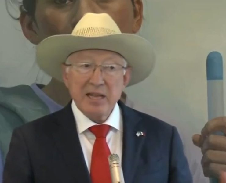 Ken Salazar Aclara la Entrega de "El Mayo" Zambada y Joaquín Guzmán López a EUA