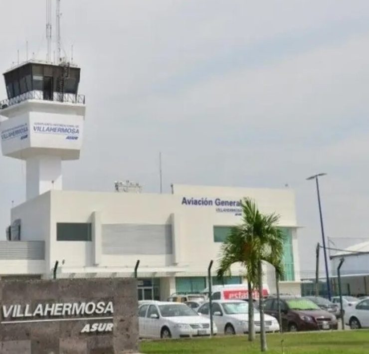 Hombre muere en pleno vuelo a Villahermosa: Susto y tragedia a bordo