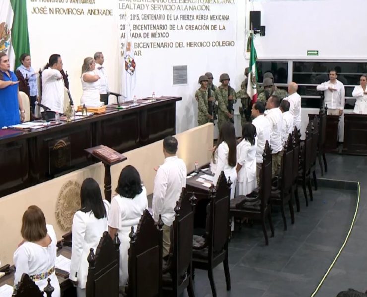 Toman protesta integrantes de la LXV Legislatura en el Congreso de Tabasco