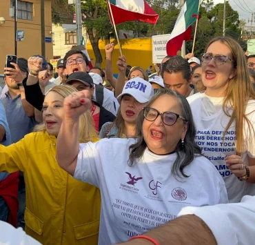 Ministra Norma Piña se une a protestas contra reforma judicial en San Lázaro