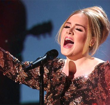 Adele deja los escenarios