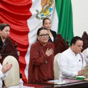 Rosa Icela Rodríguez asiste a la toma de protesta de Javier May