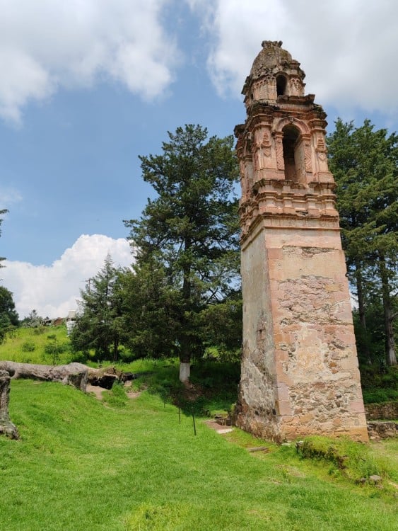 Tlalpujahua, De Pueblo Fantasma a la Villa de la Navidad Eterna