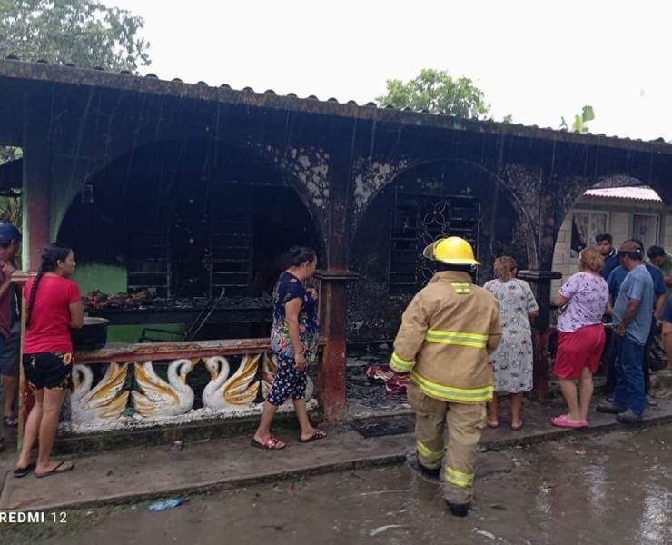 Explosión en una casa en Comalcalco dejó dos víctimas fatales